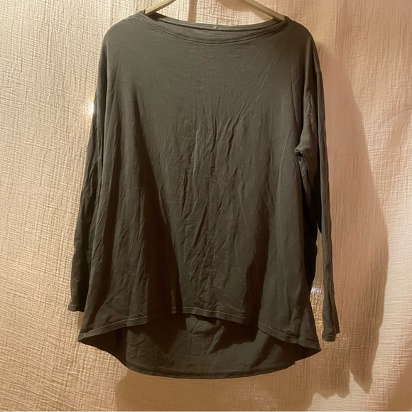 Lulu Back in Action Longsleeve - Picture 7 of 7